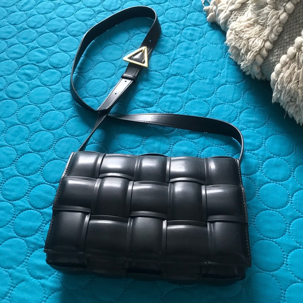 Woven Padded Crossbody Bag in Black